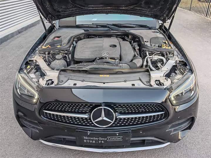 Фото 6 - Mercedes-Benz E-Class