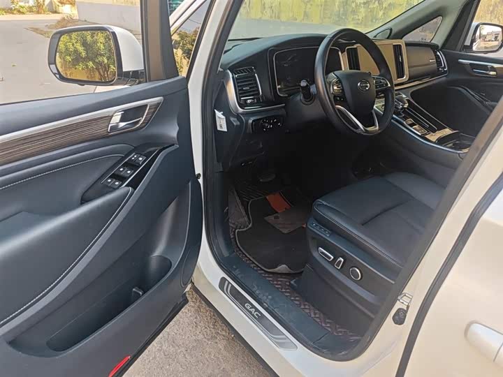 Фото 16 - GAC Trumpchi M8