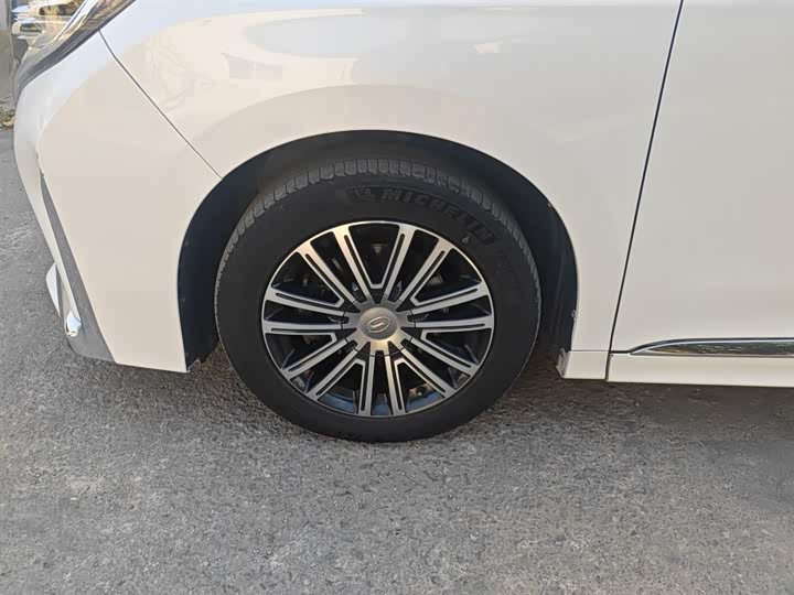 Фото 23 - GAC Trumpchi M8