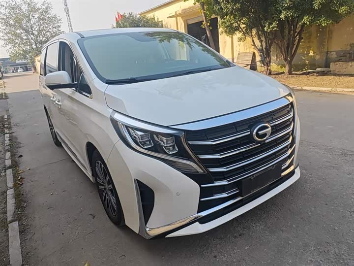 Фото 4 - GAC Trumpchi M8