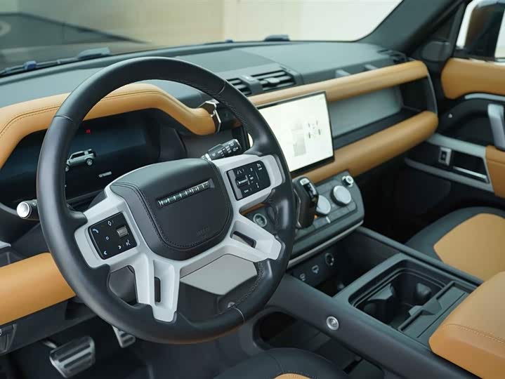 Фото 10 - Land Rover Defender