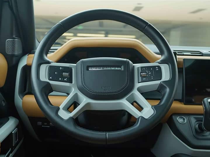 Фото 17 - Land Rover Defender