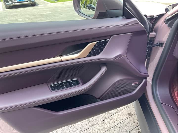 Фото 5 - Porsche Taycan