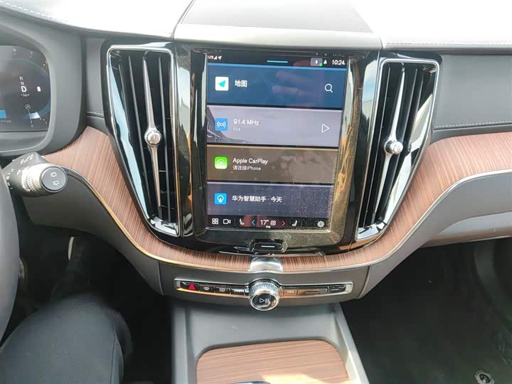 Фото 20 - Volvo XC60