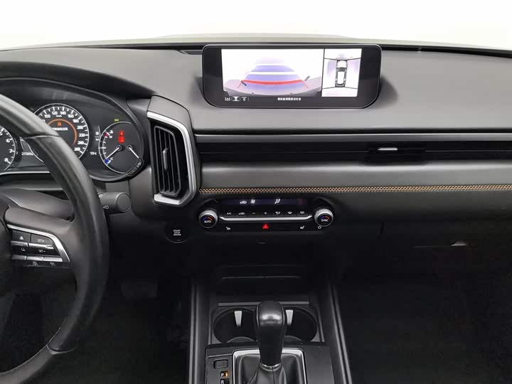 Фото 12 - Mazda CX-50