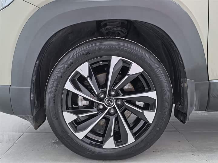 Фото 17 - Mazda CX-50