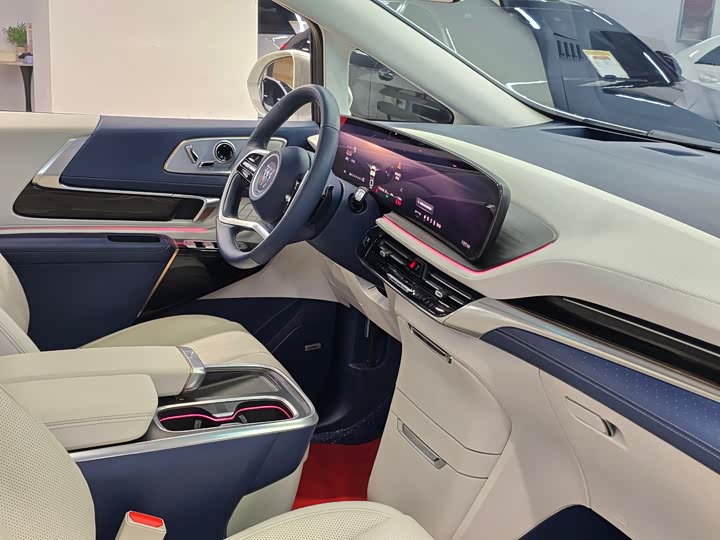 Фото 13 - Buick GL8 Century