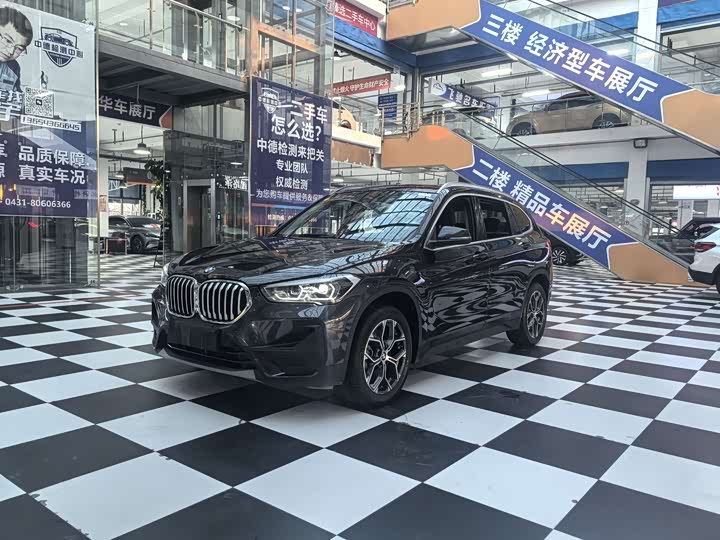 Фото 1 - BMW X1