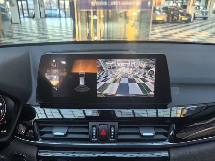 Фото 15 - BMW X1