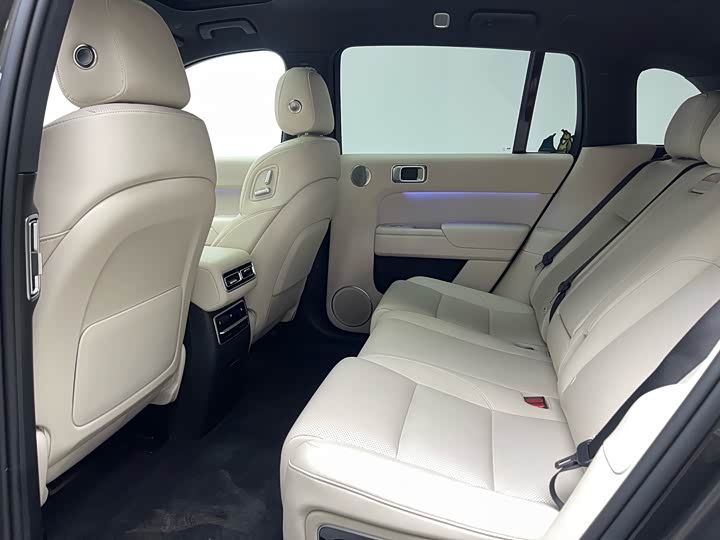 Фото 10 - LiXiang L7