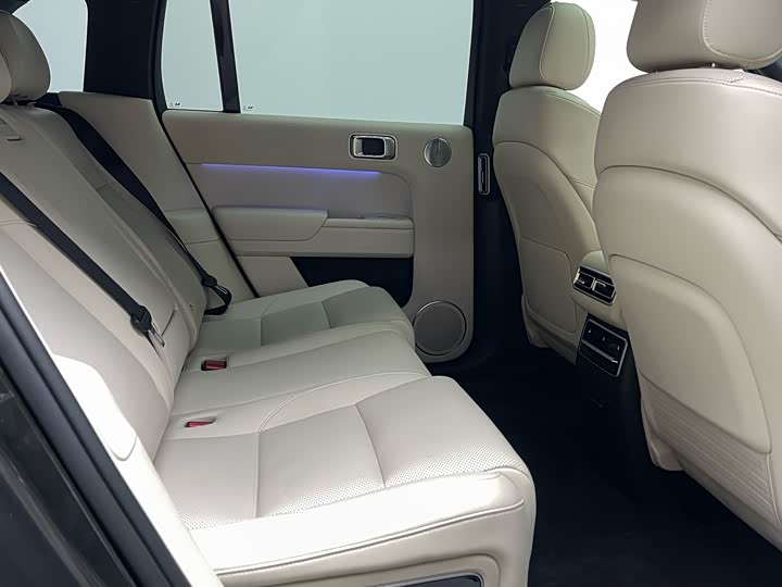 Фото 11 - LiXiang L7