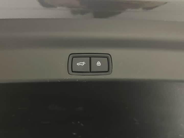 Фото 16 - LiXiang L7