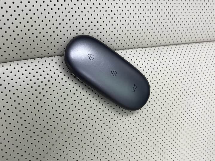 Фото 18 - LiXiang L7