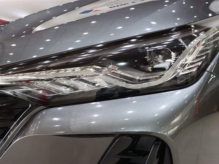 Фото 18 - Changan CS75 Plus