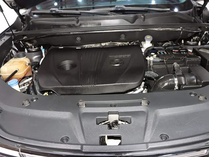 Фото 20 - Changan CS75 Plus