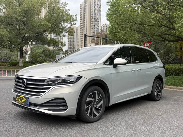 Фото 1 - Volkswagen Viloran