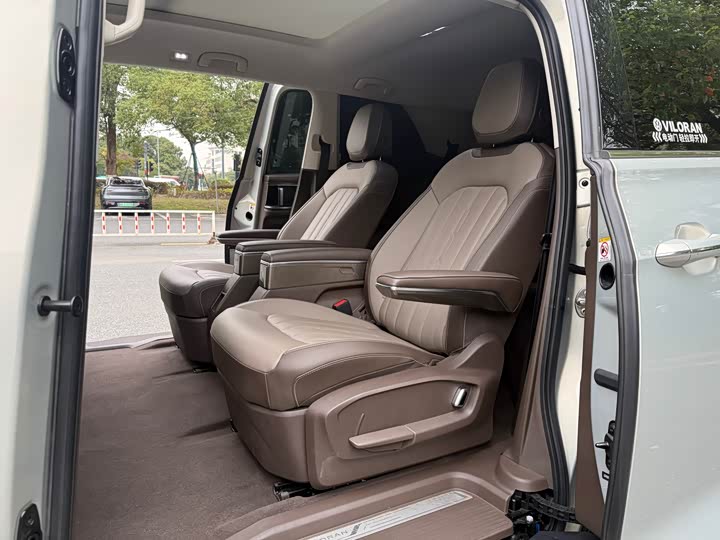 Фото 10 - Volkswagen Viloran