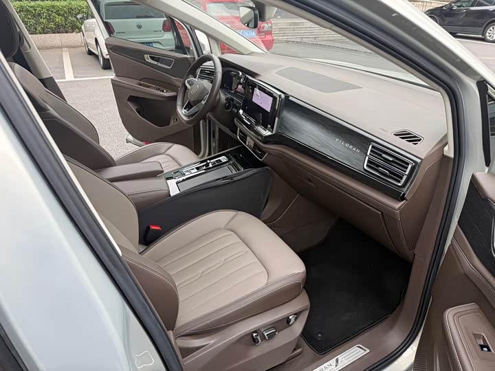 Фото 11 - Volkswagen Viloran