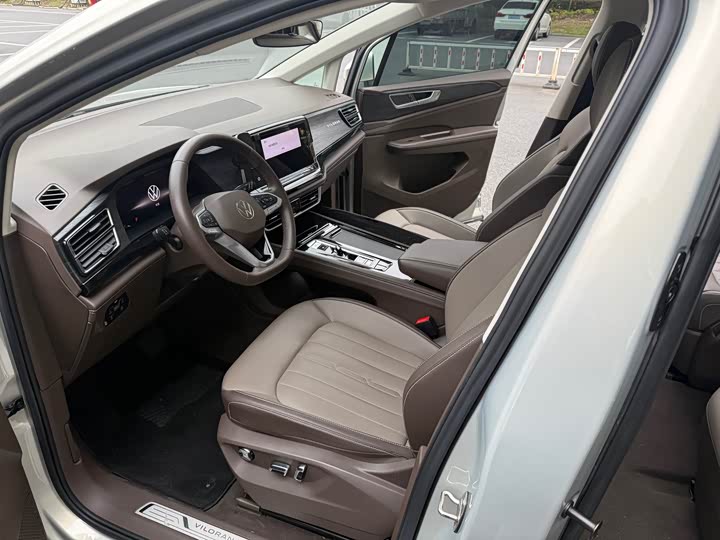 Фото 9 - Volkswagen Viloran