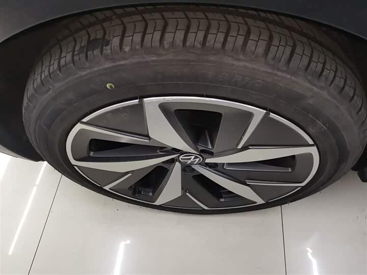 Фото 26 - Volkswagen ID.4 Crozz