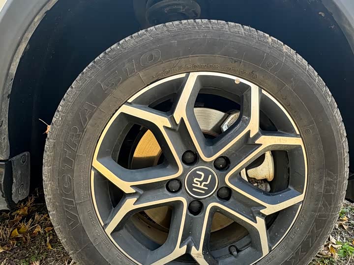 Фото 16 - BYD Yuan Pro