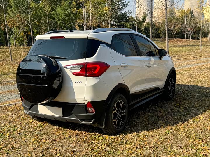 Фото 8 - BYD Yuan Pro