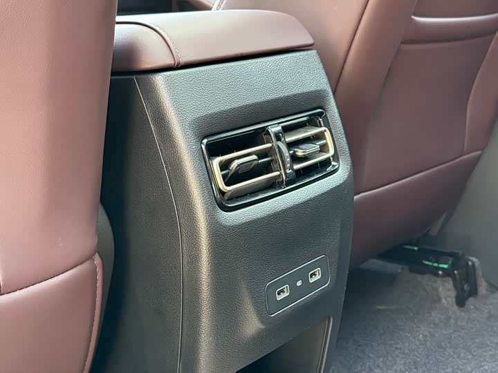 Фото 25 - Jetour X90 Plus