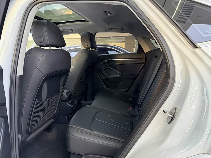 Фото 7 - Audi Q3 Sportback