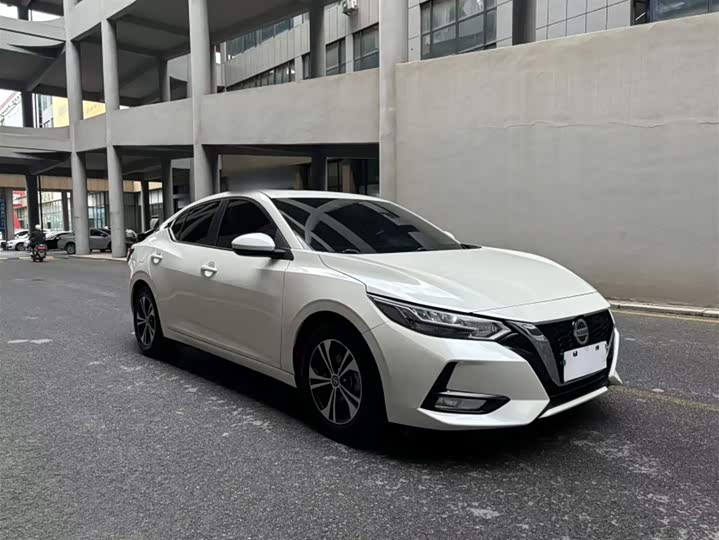 Фото 5 - Nissan Sylphy