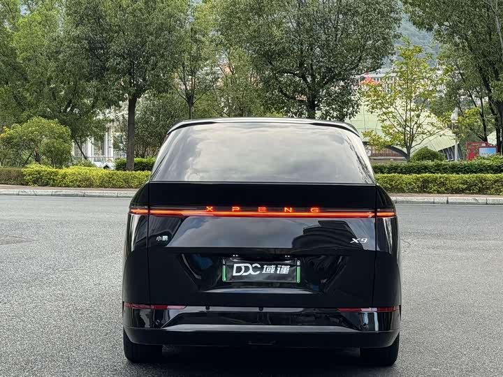 Фото 5 - XPeng X9