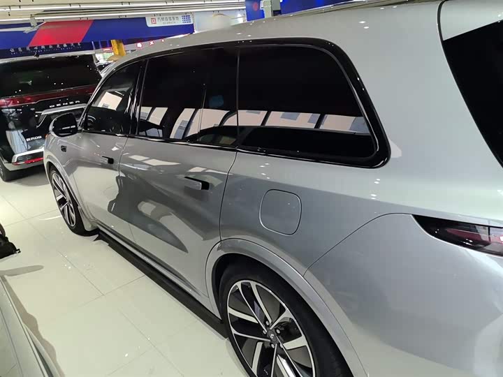 Фото 6 - LiXiang L9