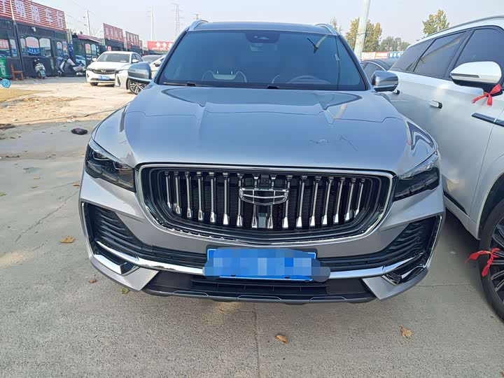 Фото 2 - Geely Monjaro