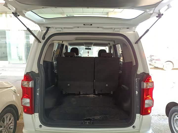 Фото 19 - Changan Oshan X70A