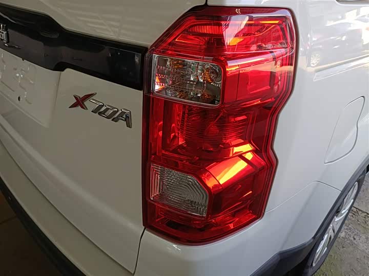 Фото 8 - Changan Oshan X70A