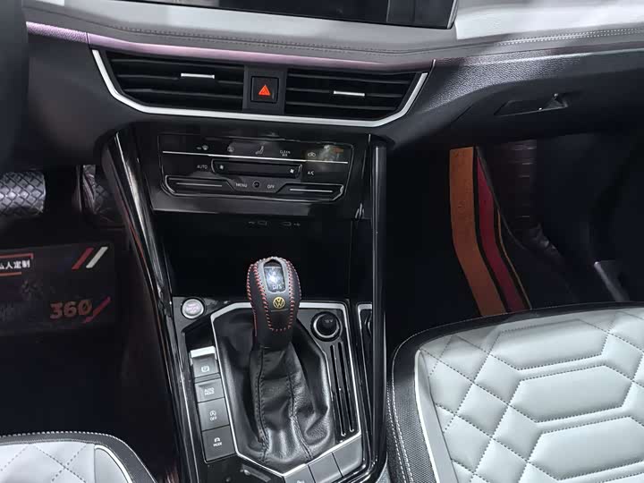 Фото 10 - Volkswagen Tayron