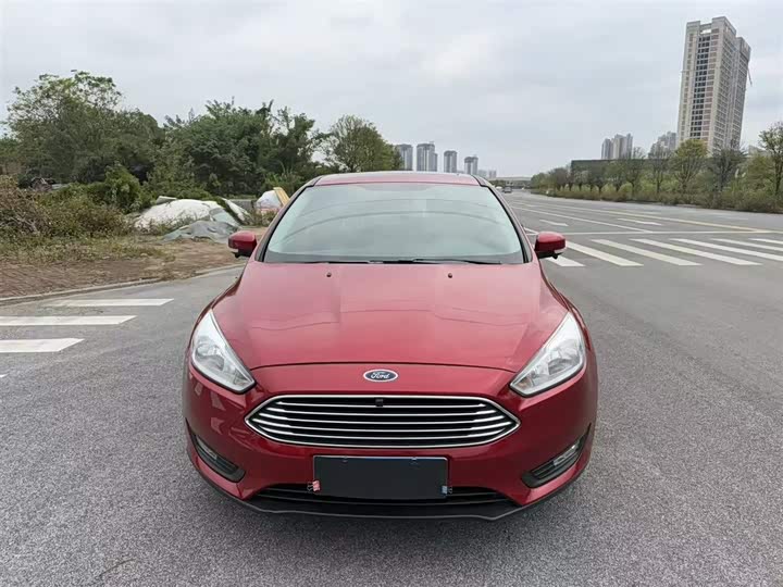 Фото 3 - Ford Focus