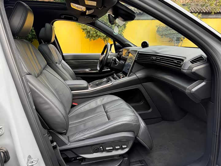 Фото 12 - Nio ES8