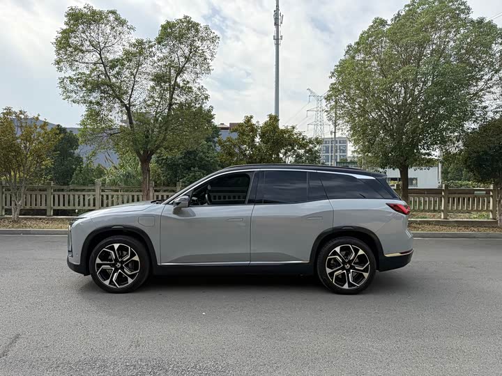 Фото 5 - Nio ES8