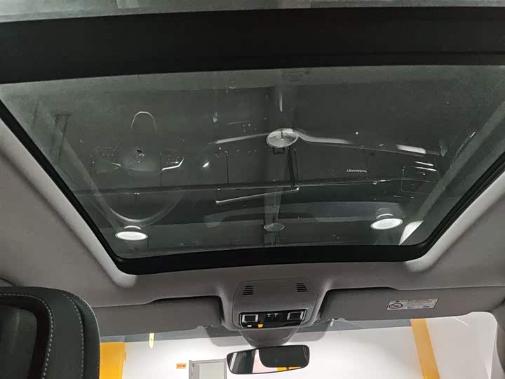 Фото 18 - Volkswagen Teramont Pro