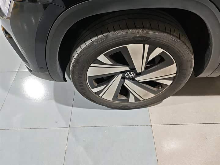 Фото 23 - Volkswagen Teramont Pro