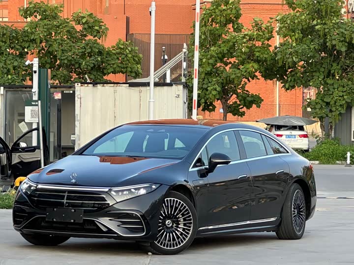 Фото 1 - Mercedes-Benz EQS