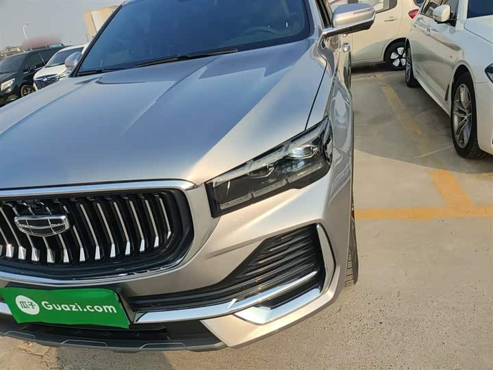 Фото 24 - Geely Monjaro