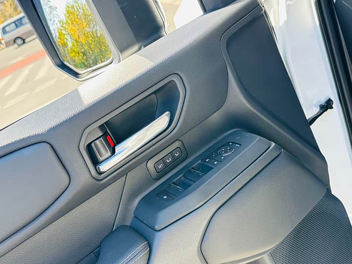 Фото 14 - Toyota Prado