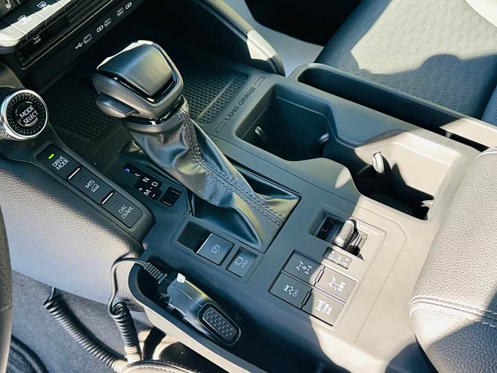 Фото 17 - Toyota Prado