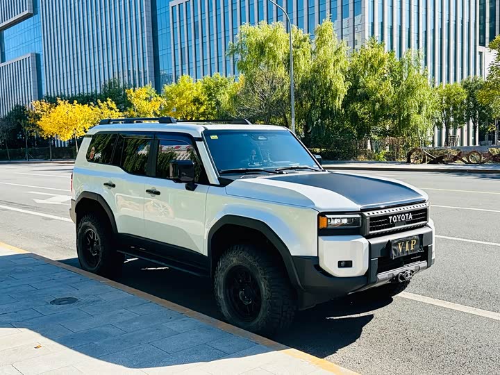 Фото 3 - Toyota Prado