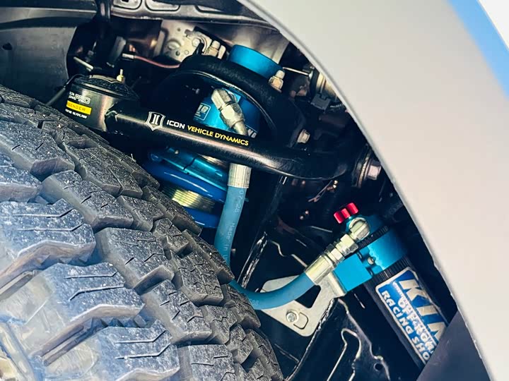 Фото 30 - Toyota Prado