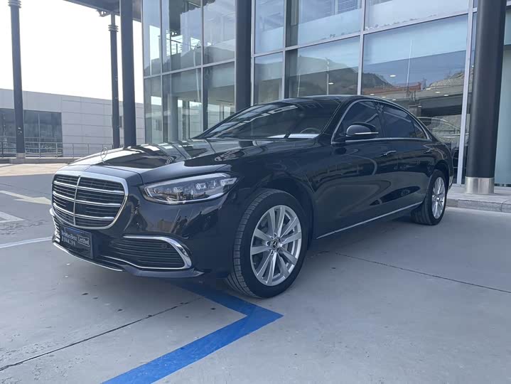 Фото 1 - Mercedes-Benz S-Class