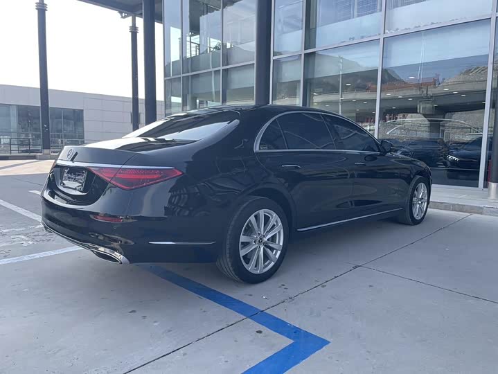 Фото 5 - Mercedes-Benz S-Class