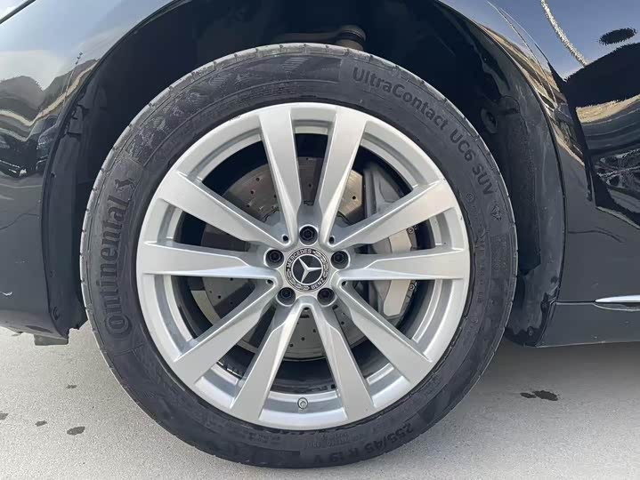 Фото 9 - Mercedes-Benz S-Class