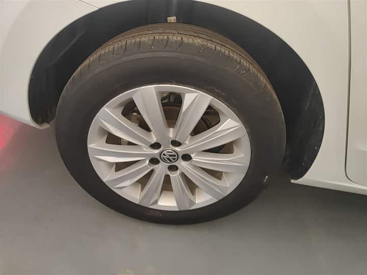 Фото 25 - Volkswagen Bora